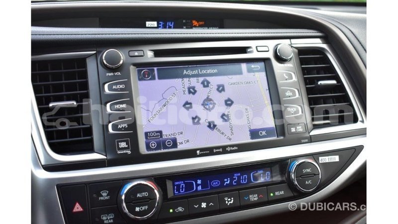 Big with watermark toyota highlander artibonite import dubai 1631
