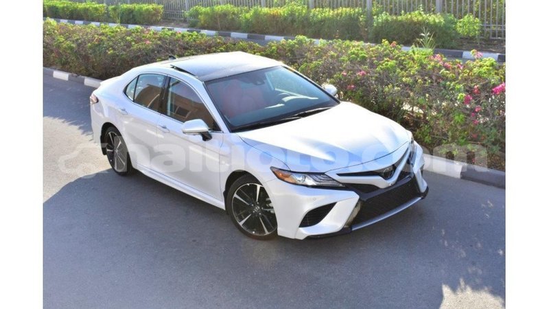 Big with watermark toyota camry artibonite import dubai 1632