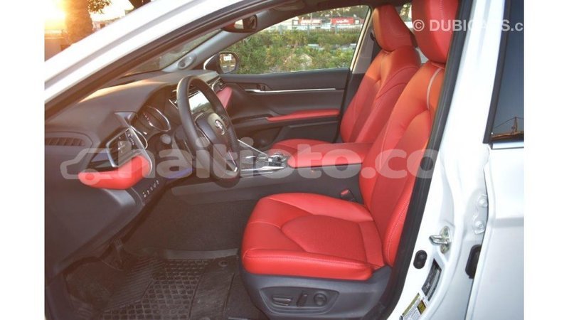 Big with watermark toyota camry artibonite import dubai 1632