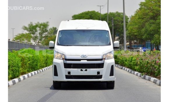 Acheter Import Voiture Toyota Hiace Blanc à Import - Dubai, Artibonite Acheter Import Voiture Toyota Hiace Blanc à Import - Dubai, Artibonite