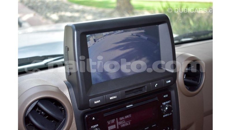 Big with watermark toyota land cruiser artibonite import dubai 1635