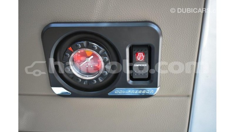 Big with watermark toyota land cruiser artibonite import dubai 1635