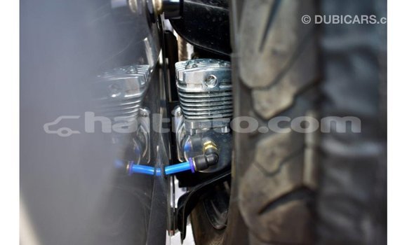 Acheter Import Voiture Toyota Land Cruiser Autre à Import - Dubai, Artibonite Acheter Import Voiture Toyota Land Cruiser Autre à Import - Dubai, Artibonite