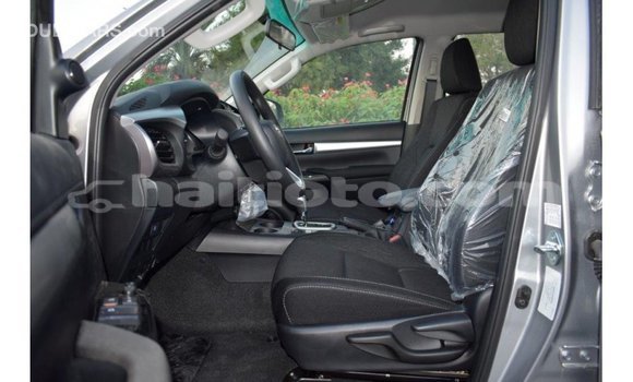 Acheter Import Voiture Toyota Hilux Autre à Import - Dubai, Artibonite Acheter Import Voiture Toyota Hilux Autre à Import - Dubai, Artibonite