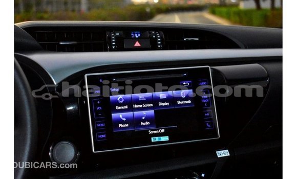 Acheter Import Voiture Toyota Hilux Autre à Import - Dubai, Artibonite Acheter Import Voiture Toyota Hilux Autre à Import - Dubai, Artibonite