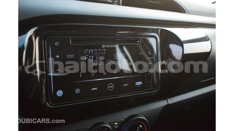 Big with watermark toyota hilux artibonite import dubai 1638