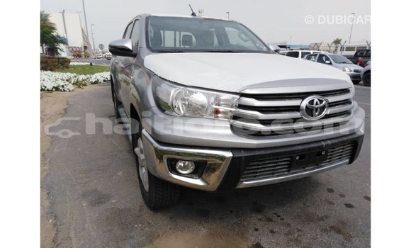 Acheter Import Voiture Toyota Hilux Autre à Import - Dubai, Artibonite Acheter Import Voiture Toyota Hilux Autre à Import - Dubai, Artibonite