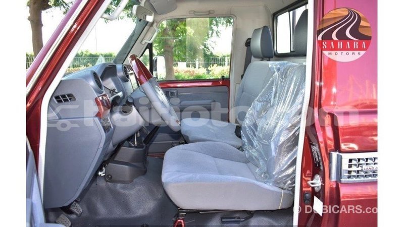 Big with watermark toyota land cruiser artibonite import dubai 1640