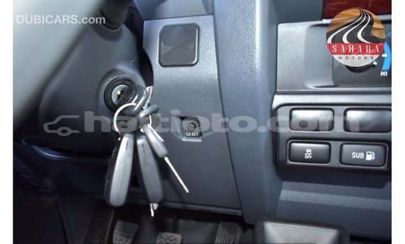 Acheter Import Voiture Toyota Land Cruiser Rouge à Import - Dubai, Artibonite Acheter Import Voiture Toyota Land Cruiser Rouge à Import - Dubai, Artibonite