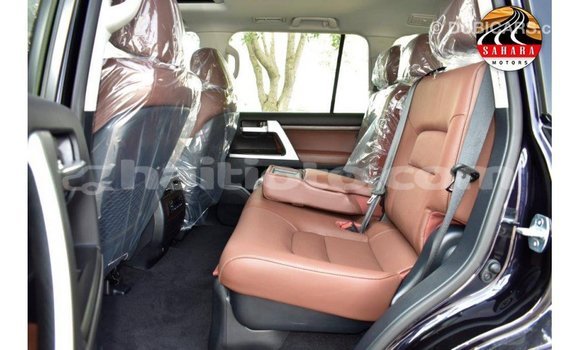 Acheter Import Voiture Toyota Land Cruiser Noir à Import - Dubai, Artibonite Acheter Import Voiture Toyota Land Cruiser Noir à Import - Dubai, Artibonite
