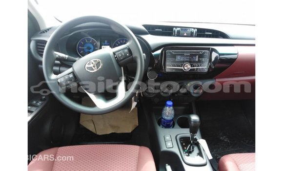 Acheter Import Voiture Toyota Hilux Autre à Import - Dubai, Artibonite Acheter Import Voiture Toyota Hilux Autre à Import - Dubai, Artibonite