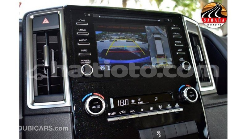 Big with watermark toyota granvia artibonite import dubai 1643
