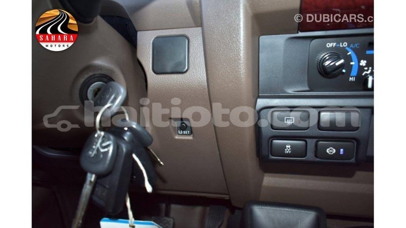 Big with watermark toyota land cruiser artibonite import dubai 1645