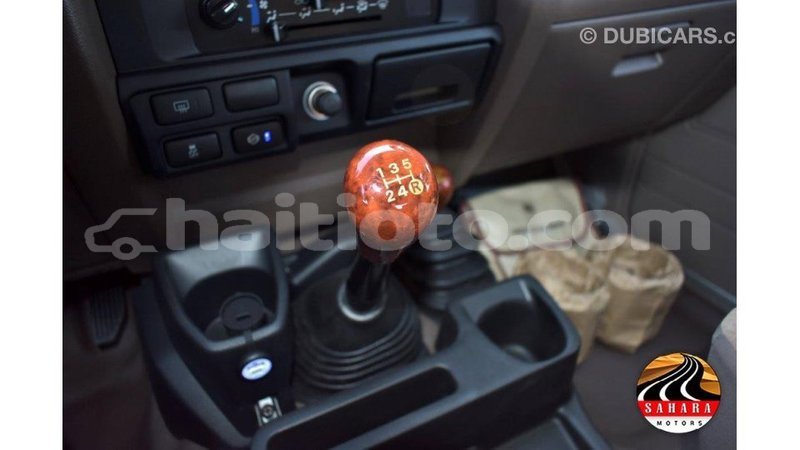 Big with watermark toyota land cruiser artibonite import dubai 1645