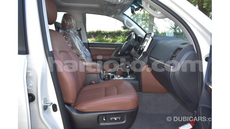 Big with watermark toyota land cruiser artibonite import dubai 1646
