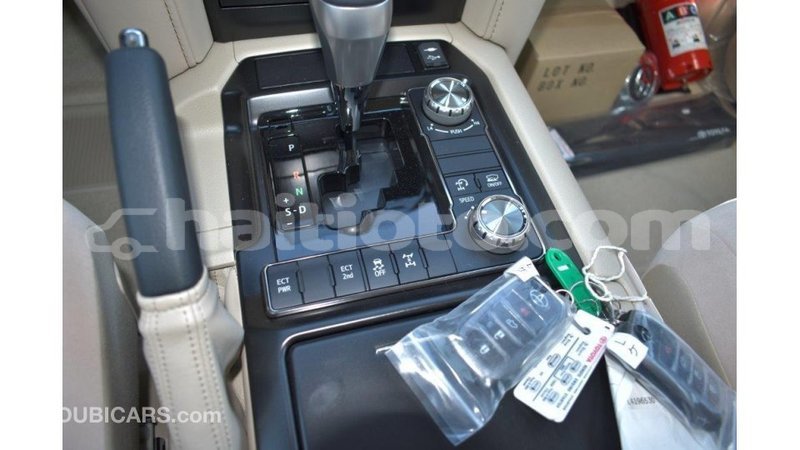 Big with watermark toyota land cruiser artibonite import dubai 1647