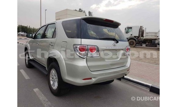 Acheter Import Voiture Toyota Fortuner Autre à Import - Dubai, Artibonite Acheter Import Voiture Toyota Fortuner Autre à Import - Dubai, Artibonite