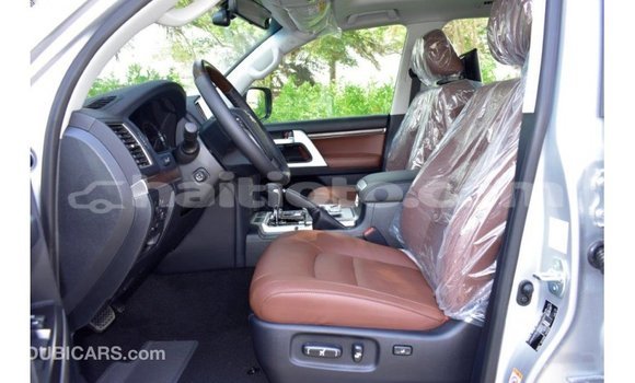 Acheter Import Voiture Toyota Land Cruiser Autre à Import - Dubai, Artibonite Acheter Import Voiture Toyota Land Cruiser Autre à Import - Dubai, Artibonite