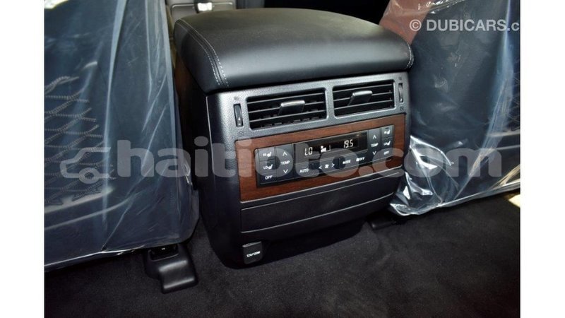 Big with watermark toyota land cruiser artibonite import dubai 1649