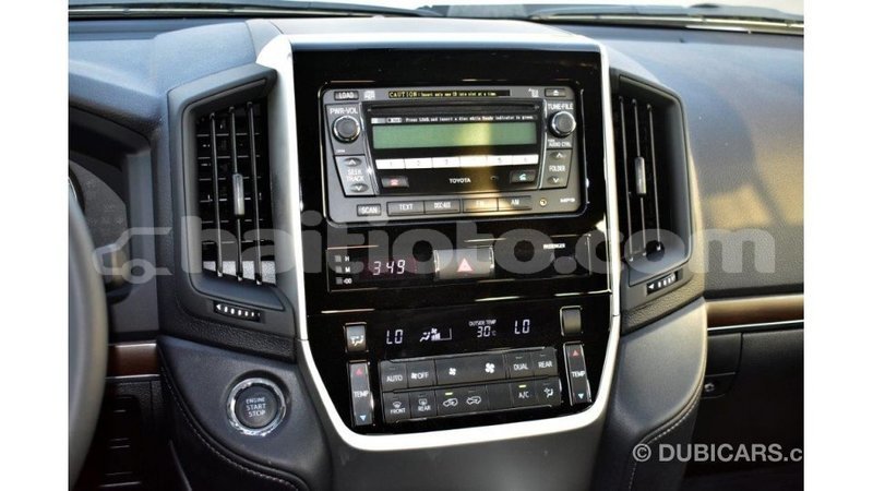 Big with watermark toyota land cruiser artibonite import dubai 1650