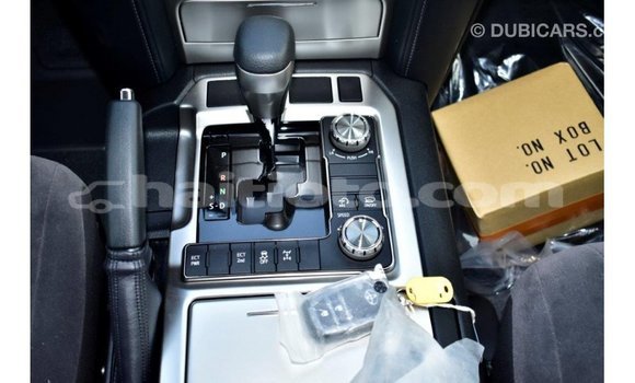 Acheter Import Voiture Toyota Land Cruiser Noir à Import - Dubai, Artibonite Acheter Import Voiture Toyota Land Cruiser Noir à Import - Dubai, Artibonite
