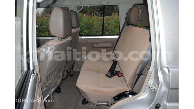 Big with watermark toyota land cruiser artibonite import dubai 1651