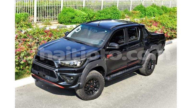 Big with watermark toyota hilux artibonite import dubai 1652