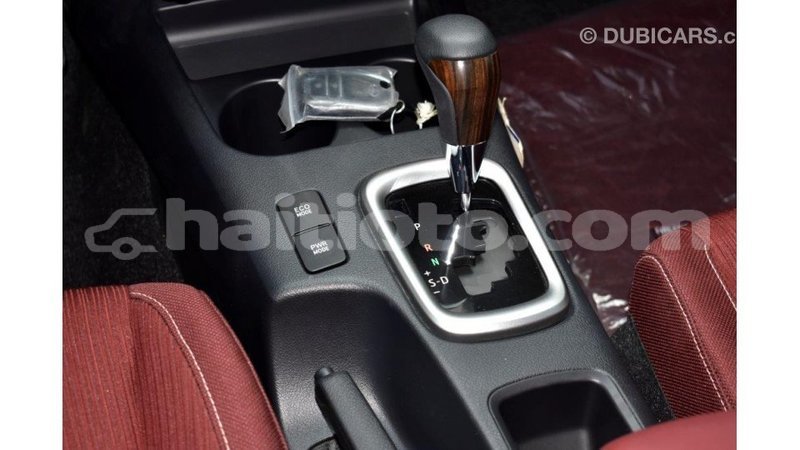 Big with watermark toyota hilux artibonite import dubai 1652