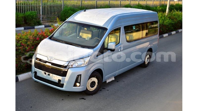 Big with watermark toyota hiace artibonite import dubai 1653