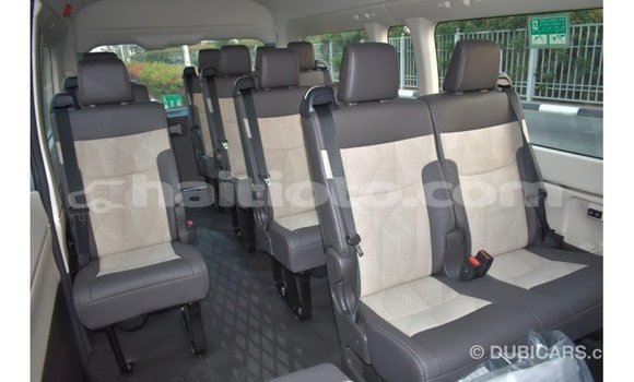 Acheter Import Voiture Toyota Hiace Bleu à Import - Dubai, Artibonite Acheter Import Voiture Toyota Hiace Bleu à Import - Dubai, Artibonite