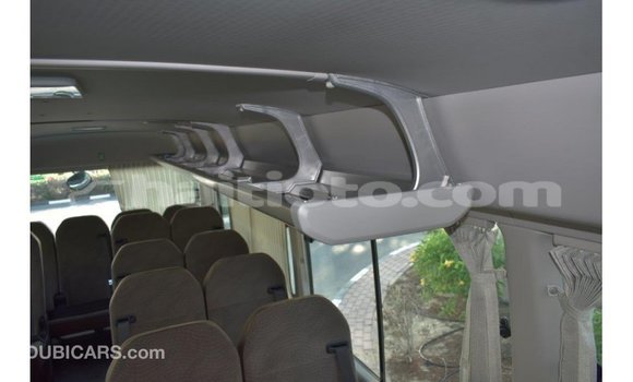 Acheter Import Voiture Toyota Coaster Blanc à Import - Dubai, Artibonite Acheter Import Voiture Toyota Coaster Blanc à Import - Dubai, Artibonite