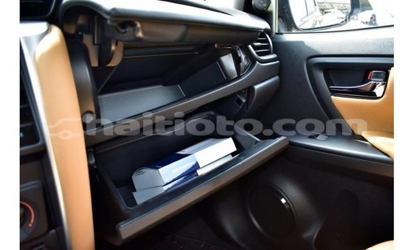 Acheter Import Voiture Toyota Fortuner Autre à Import - Dubai, Artibonite Acheter Import Voiture Toyota Fortuner Autre à Import - Dubai, Artibonite