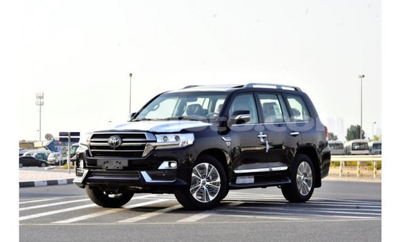 Acheter Import Voiture Toyota Land Cruiser Noir à Import - Dubai, Artibonite Acheter Import Voiture Toyota Land Cruiser Noir à Import - Dubai, Artibonite