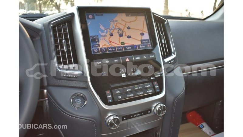 Big with watermark toyota land cruiser artibonite import dubai 1659