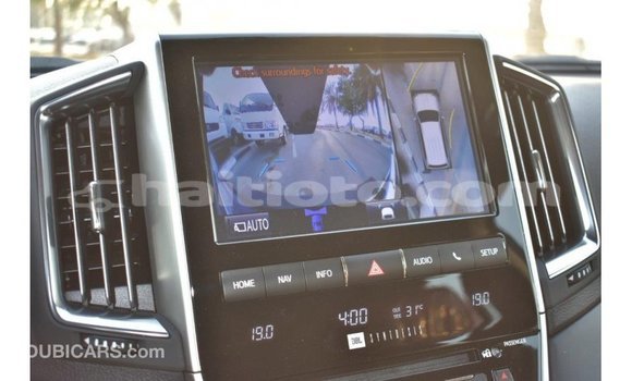 Acheter Import Voiture Toyota Land Cruiser Noir à Import - Dubai, Artibonite Acheter Import Voiture Toyota Land Cruiser Noir à Import - Dubai, Artibonite