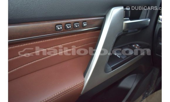 Acheter Import Voiture Toyota Land Cruiser Noir à Import - Dubai, Artibonite Acheter Import Voiture Toyota Land Cruiser Noir à Import - Dubai, Artibonite