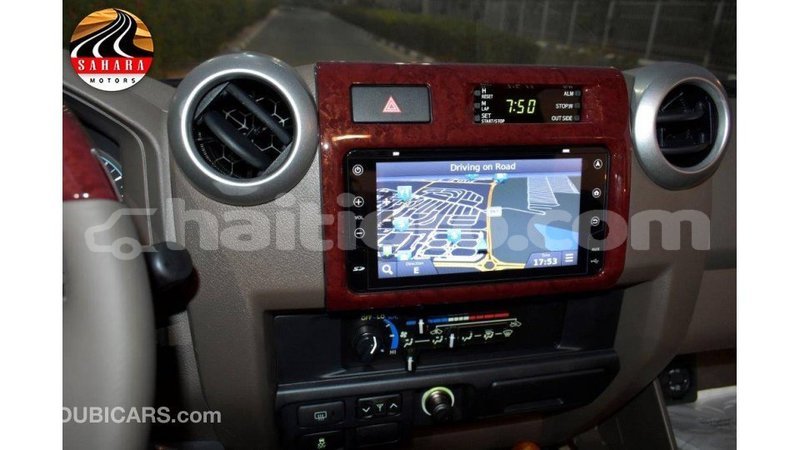 Big with watermark toyota land cruiser artibonite import dubai 1661