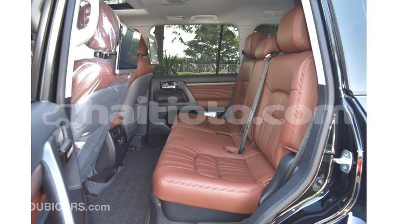 Big with watermark toyota land cruiser artibonite import dubai 1664