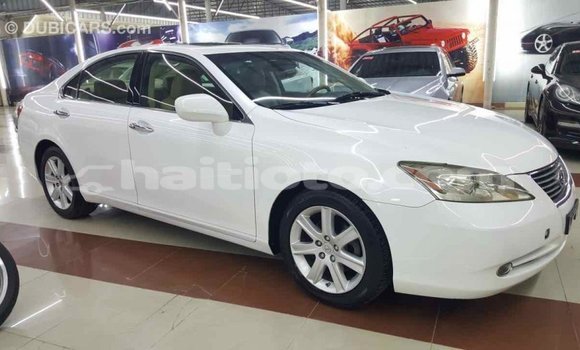 Acheter Import Voiture Lexus ES Blanc à Import - Dubai, Artibonite Acheter Import Voiture Lexus ES Blanc à Import - Dubai, Artibonite