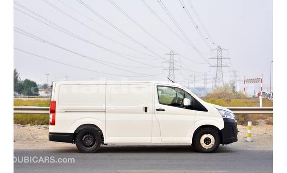 Acheter Import Voiture Toyota Hiace Blanc à Import - Dubai, Artibonite Acheter Import Voiture Toyota Hiace Blanc à Import - Dubai, Artibonite