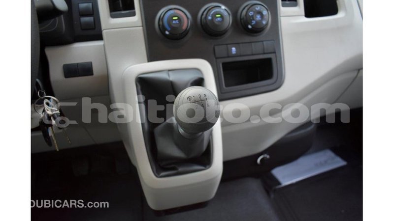 Big with watermark toyota hiace artibonite import dubai 1666