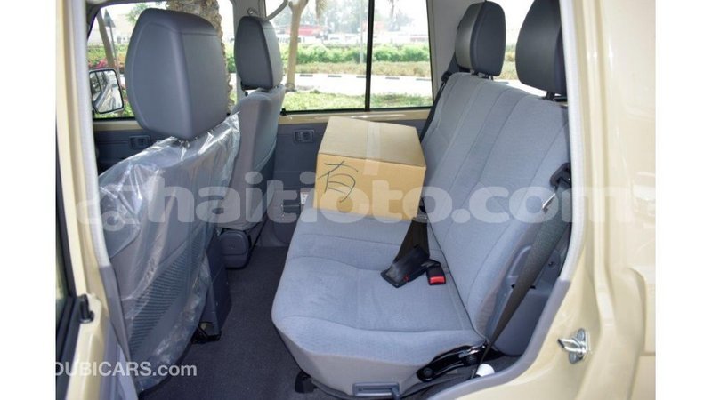 Big with watermark toyota land cruiser artibonite import dubai 1668