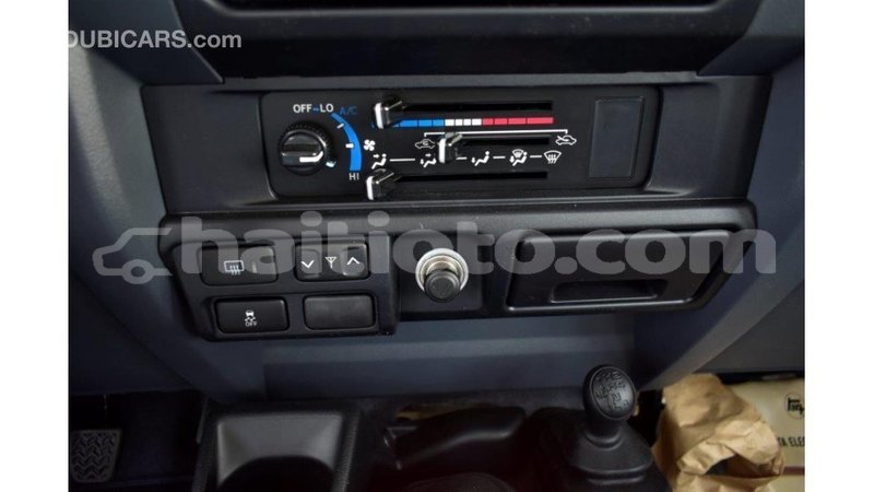 Big with watermark toyota land cruiser artibonite import dubai 1668