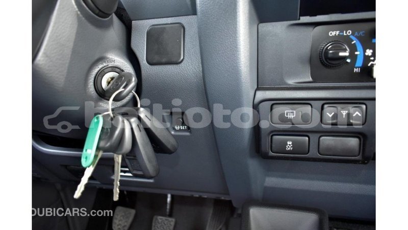 Big with watermark toyota land cruiser artibonite import dubai 1668