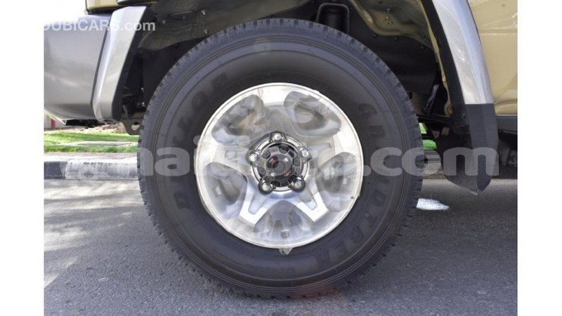Big with watermark toyota land cruiser artibonite import dubai 1668