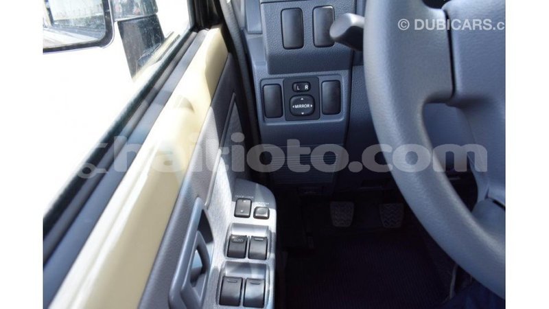 Big with watermark toyota land cruiser artibonite import dubai 1668