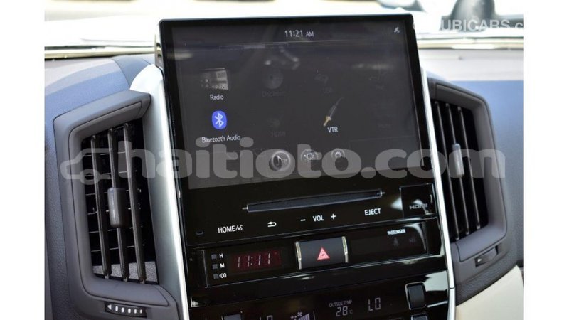 Big with watermark toyota land cruiser artibonite import dubai 1669