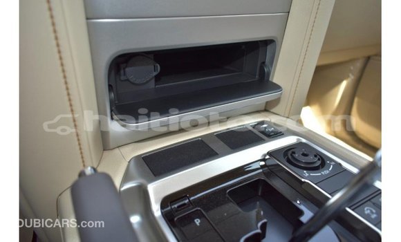 Acheter Import Voiture Toyota Land Cruiser Blanc à Import - Dubai, Artibonite Acheter Import Voiture Toyota Land Cruiser Blanc à Import - Dubai, Artibonite