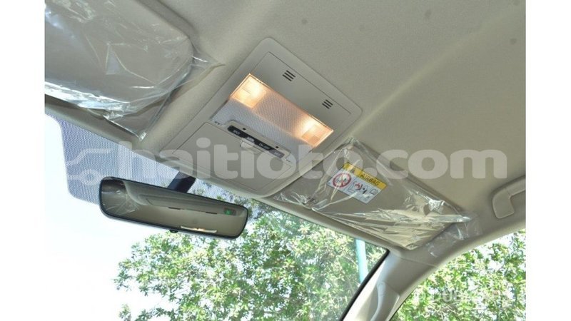 Big with watermark toyota land cruiser artibonite import dubai 1669