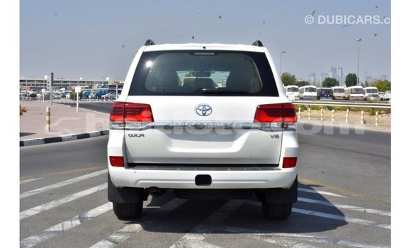 Acheter Import Voiture Toyota Land Cruiser Blanc à Import - Dubai, Artibonite Acheter Import Voiture Toyota Land Cruiser Blanc à Import - Dubai, Artibonite